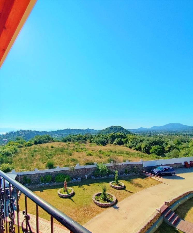 古维亚Heaven House With Pool公寓 外观 照片