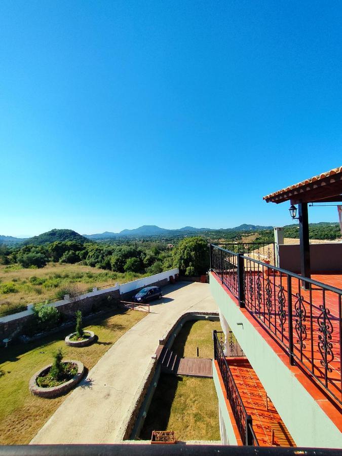 古维亚Heaven House With Pool公寓 外观 照片